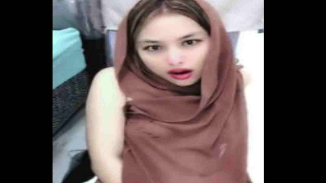 Hijab Cantik Si Paling Doyan Ngocok